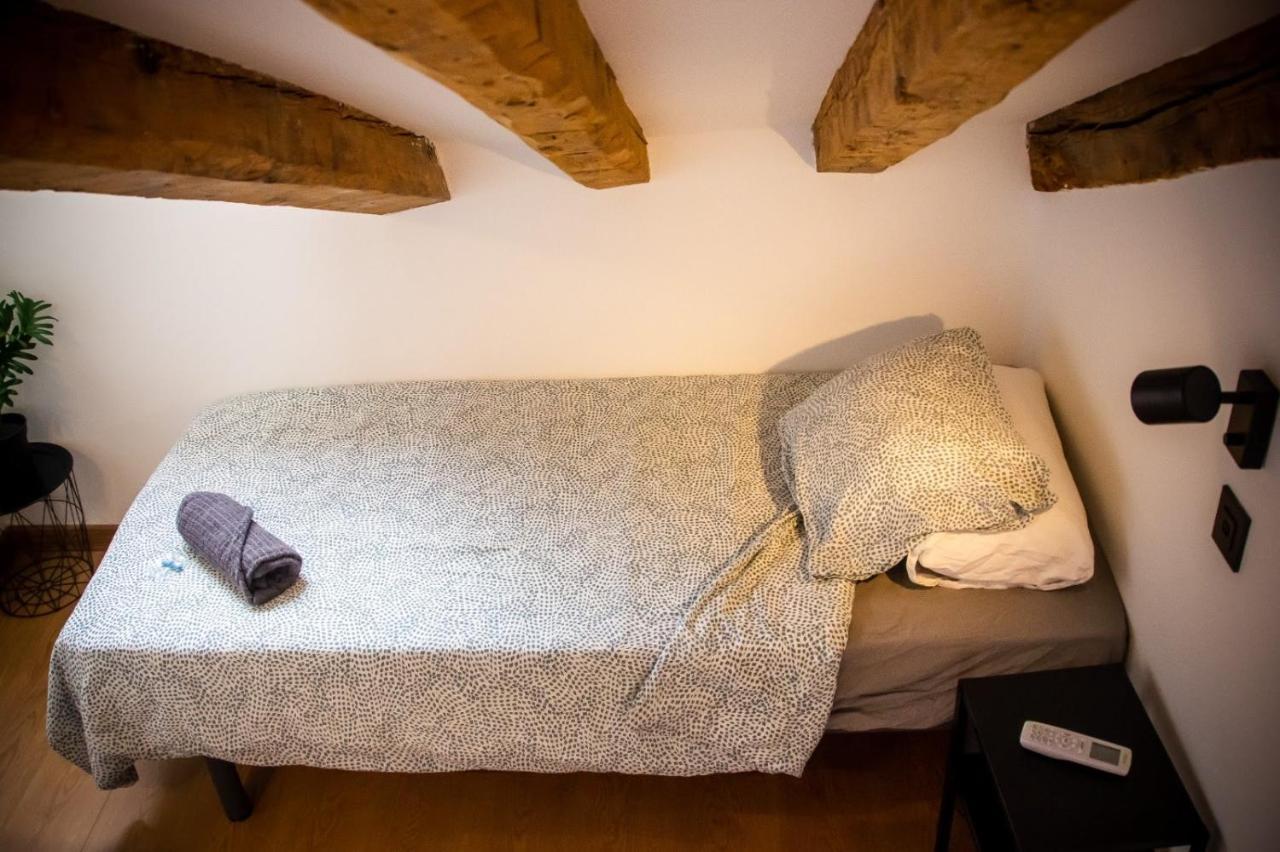 Hostel Onefam Sungate Madryt Zewnętrze zdjęcie