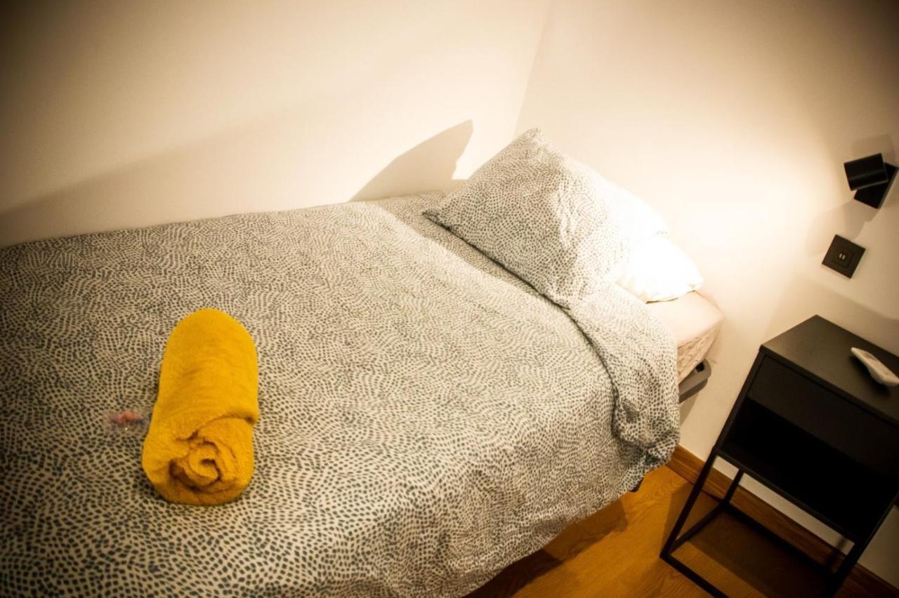 Hostel Onefam Sungate Madryt Zewnętrze zdjęcie