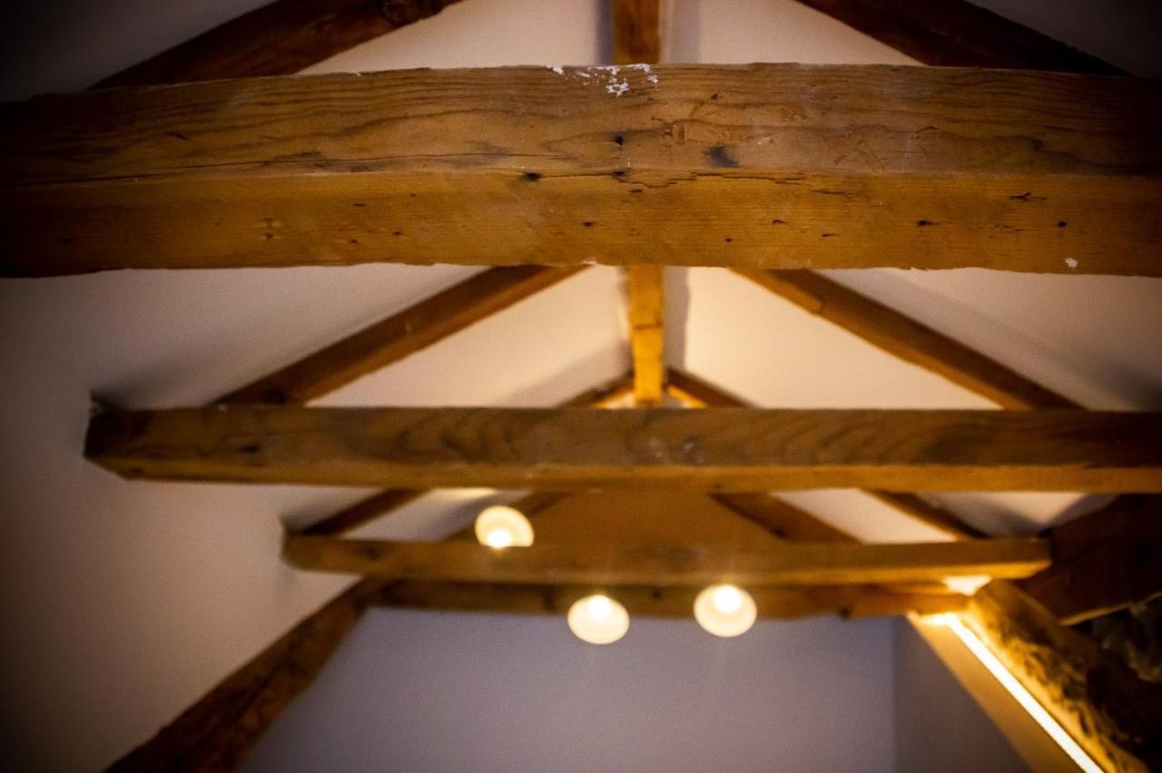 Hostel Onefam Sungate Madryt Zewnętrze zdjęcie