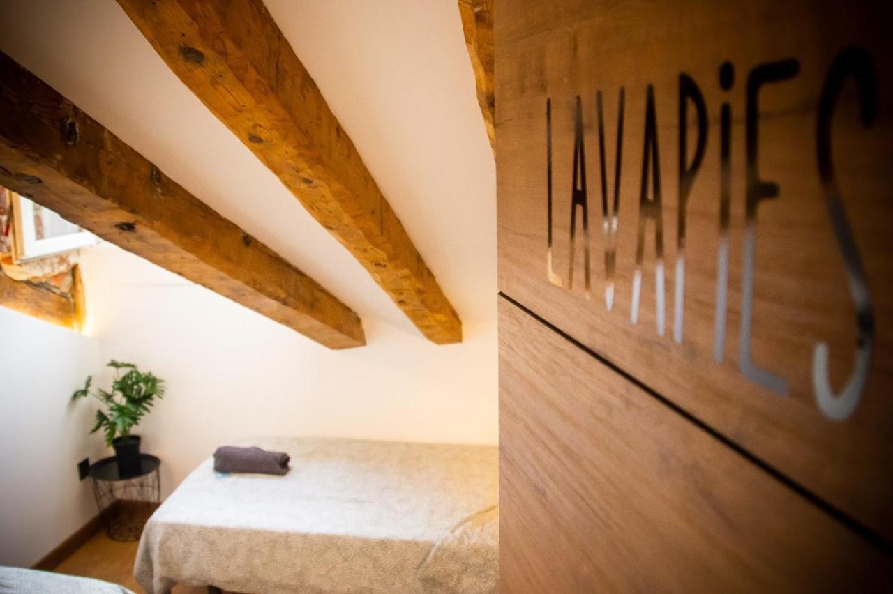 Hostel Onefam Sungate Madryt Zewnętrze zdjęcie