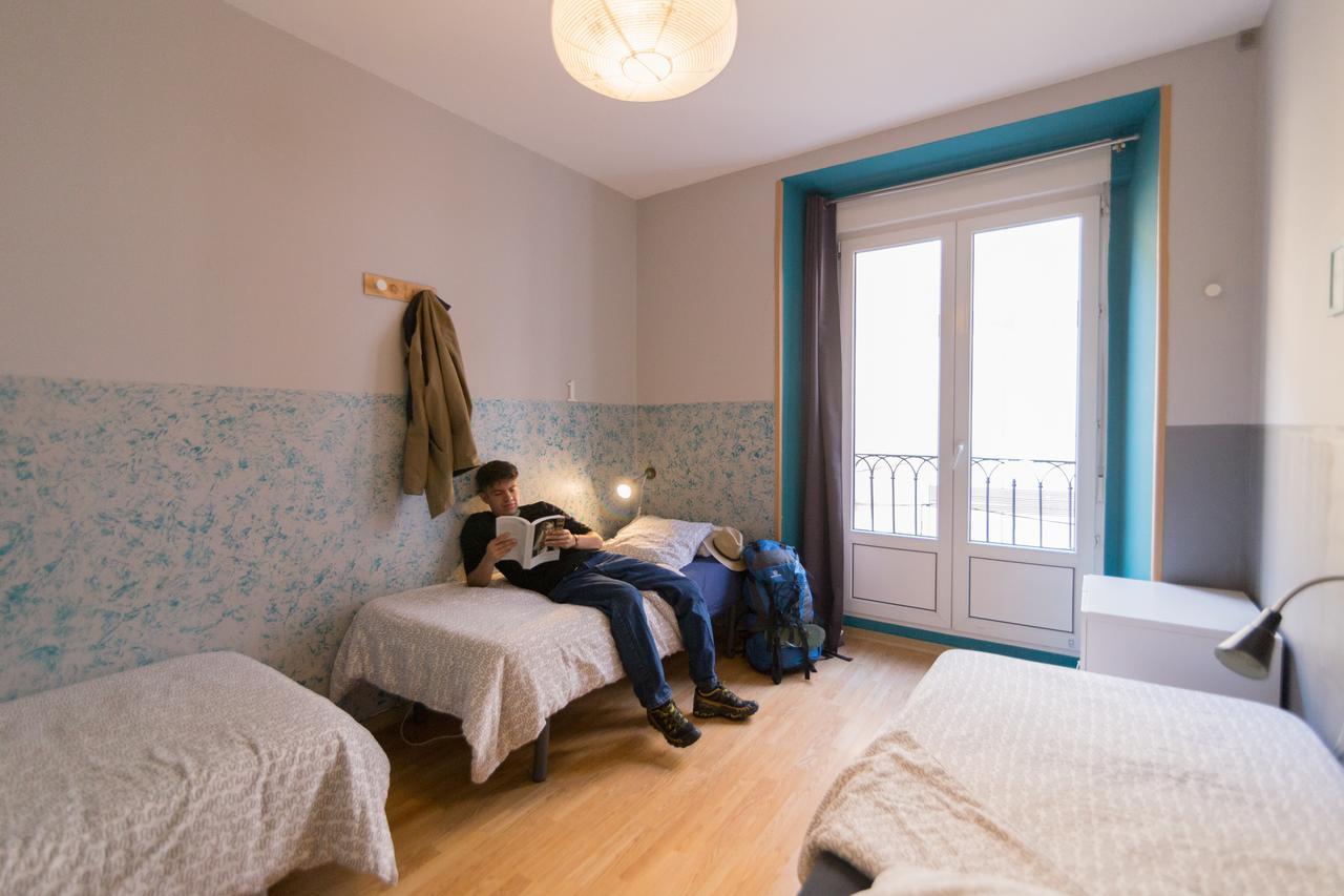 Hostel Onefam Sungate Madryt Zewnętrze zdjęcie